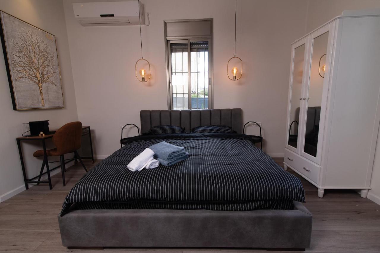 King'S Bed - Stay Royal And Stylish Bahai'S Garden Хайфа Екстериор снимка